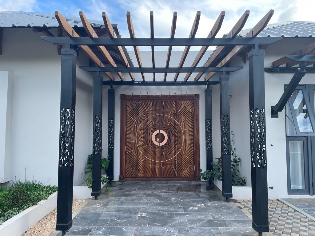 Maison / Villa 4 Chambre(s) en vente à Petite Rivière Noire, ouest, île Maurice – LexpressProperty.com | 748728 | Ref01