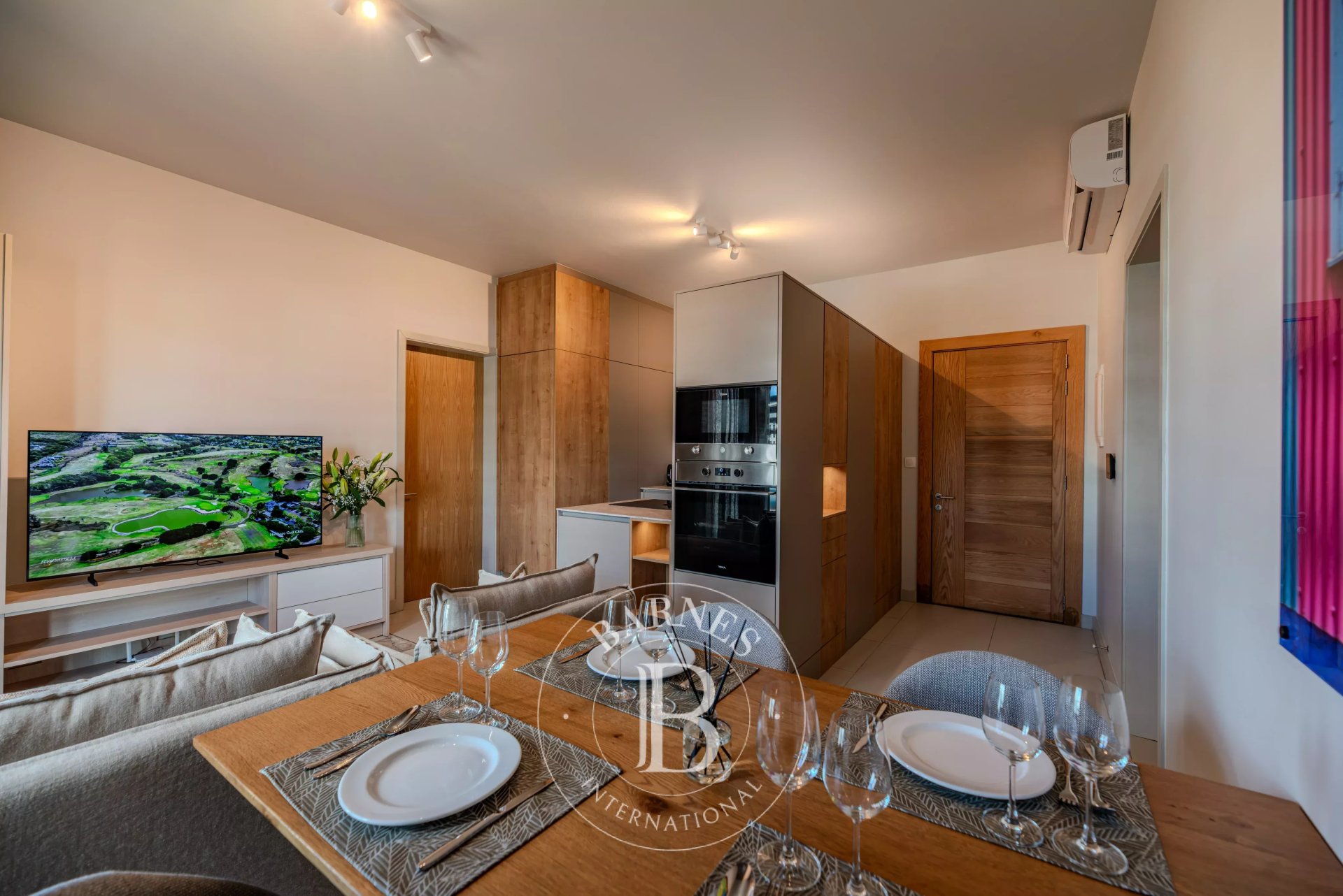 Property – LexpressProperty.com | 832559 | Ref01