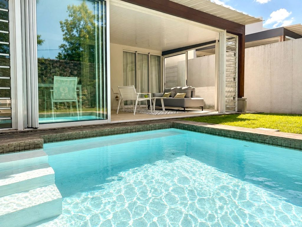 Townhouse / Duplex 3 Chambre(s) en vente à Tamarin, ouest, île Maurice – LexpressProperty.com | 832546 | Ref01