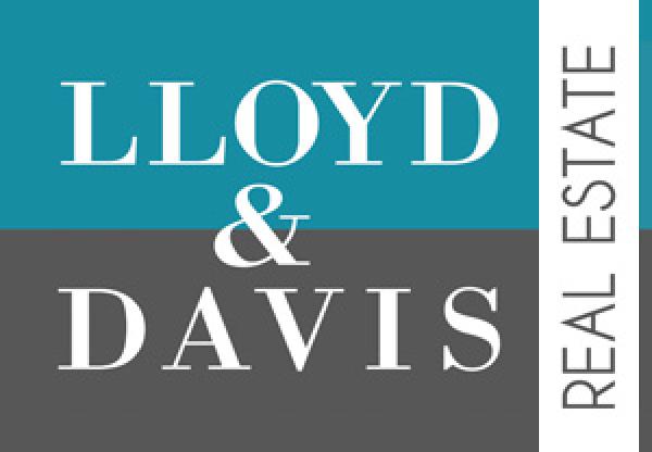 Lloyd & Davis