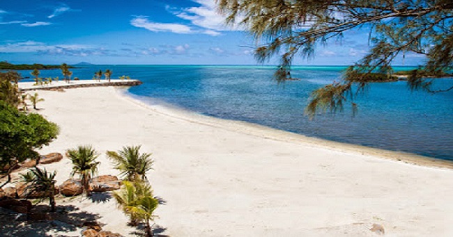 azuri-beach