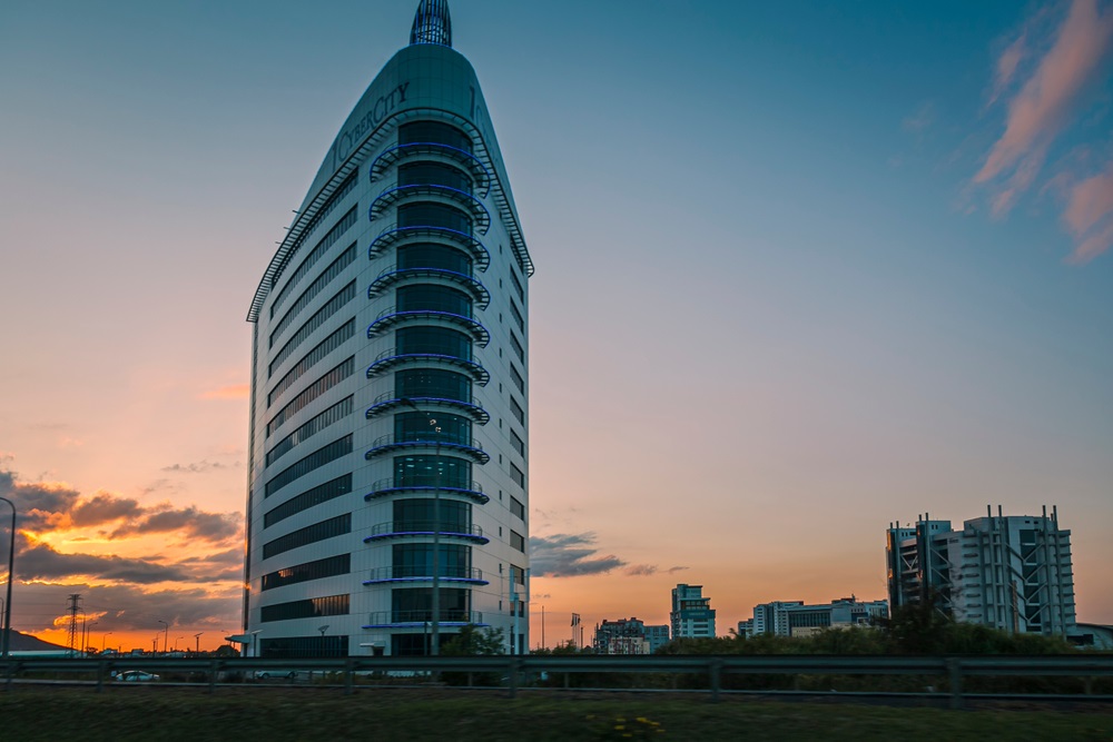 1Cybercity changes into 1Exchange Square