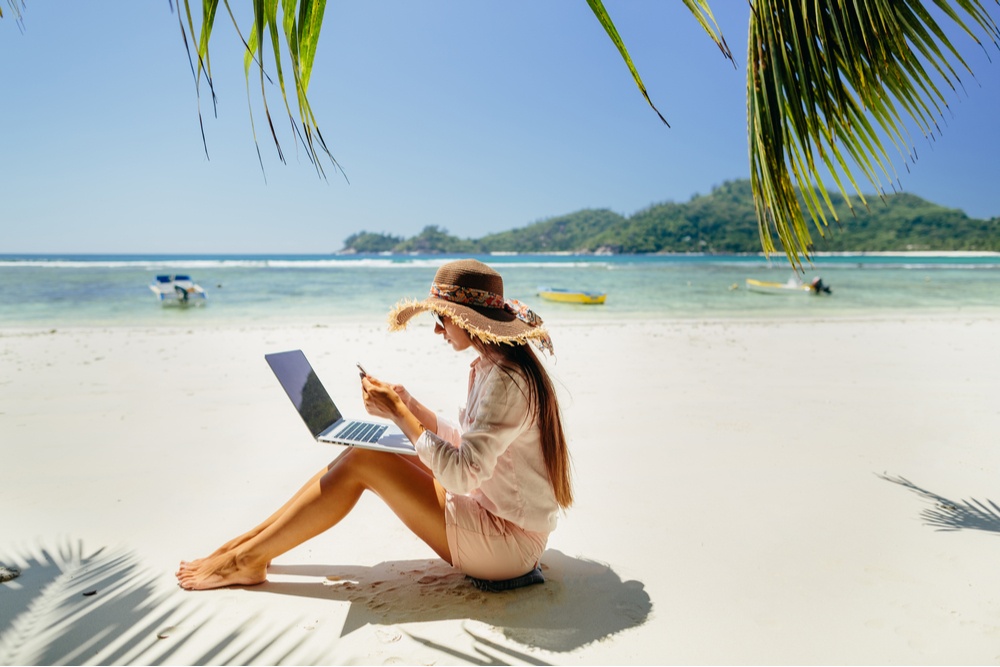 Mauritius and its sandy beaches welcome you for one year with its Premium Visa